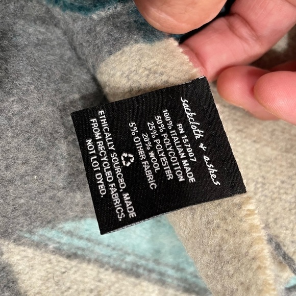 BIG SCARF - Picture 4 of 5